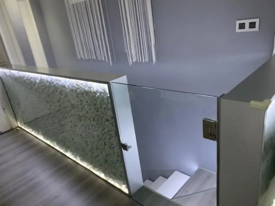 Duplex Para 8 Personas Con Sauna Jacuzzi Y Cine Apartment Madrid Spain